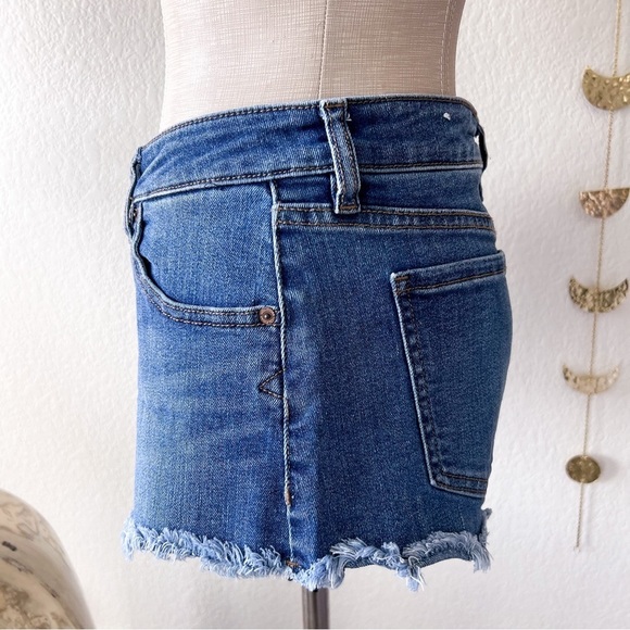 VOLCOM Stoney Stretch Micro Fit Mid Rise Denim Shorts - Picture 4 of 11